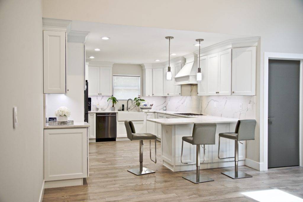 Town White white kitchen